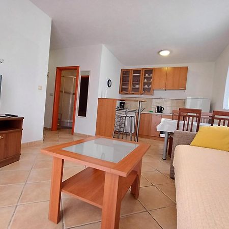 Apartman Dm Trogir Exteriör bild