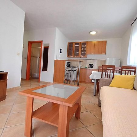 Apartman Dm Trogir Exteriör bild